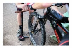 Pompe à Pied ZEFAL Profil Max FP60 Z-Turn Noire -nettoyeur de vélo Vente unnamed file 1439