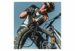 Pompe à Main Lezyne Grip Drive HV 186mm (Max 90 Psi / 6.2 Bar) Noir -nettoyeur de vélo Vente unnamed file 1748