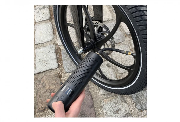 Pompe à Air Comprimé Yeep.me Smart Pump (max. 10.3 Bars - 150 Psi) 5 Pompe à Air Comprimé Yeep.me Smart Pump (max. 10.3 Bars - 150 Psi) – Image 3