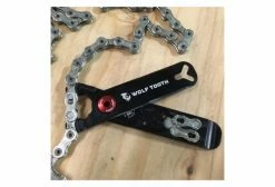 Multi-Outil Wolf Tooth Pack Pliers - Master Link Combo Pliers (4 Fonctions) Noir Orange -nettoyeur de vélo Vente unnamed file 3775