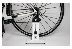 SARIS Pied De Vélo THE BOSS Blanc -nettoyeur de vélo Vente unnamed file 4605